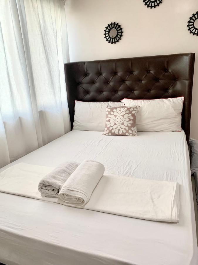 The Persimmon Studios Near Ayala And Sm City 宿务 外观 照片