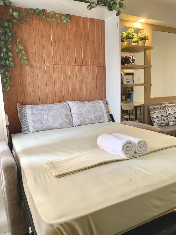 The Persimmon Studios Near Ayala And Sm City 宿务 外观 照片