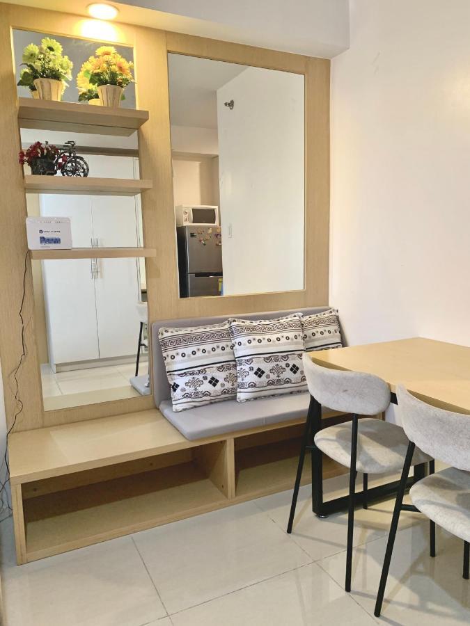 The Persimmon Studios Near Ayala And Sm City 宿务 外观 照片