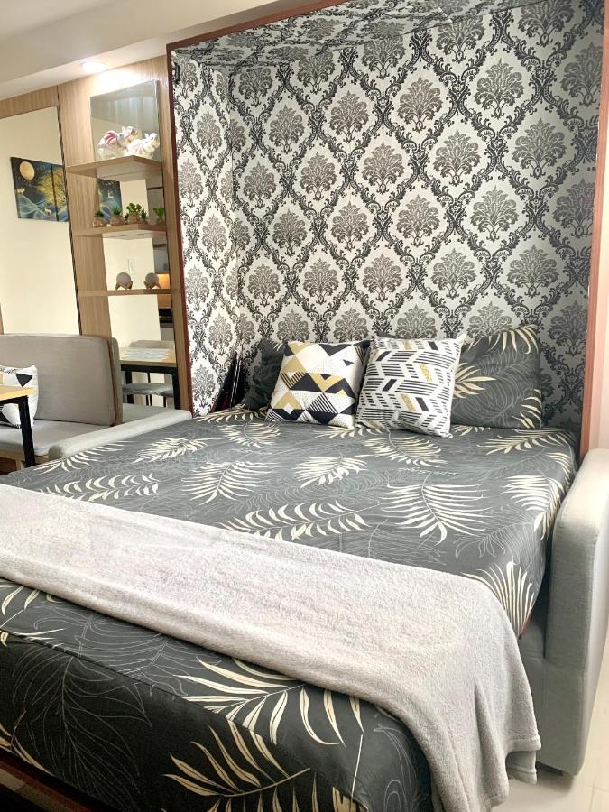 The Persimmon Studios Near Ayala And Sm City 宿务 外观 照片