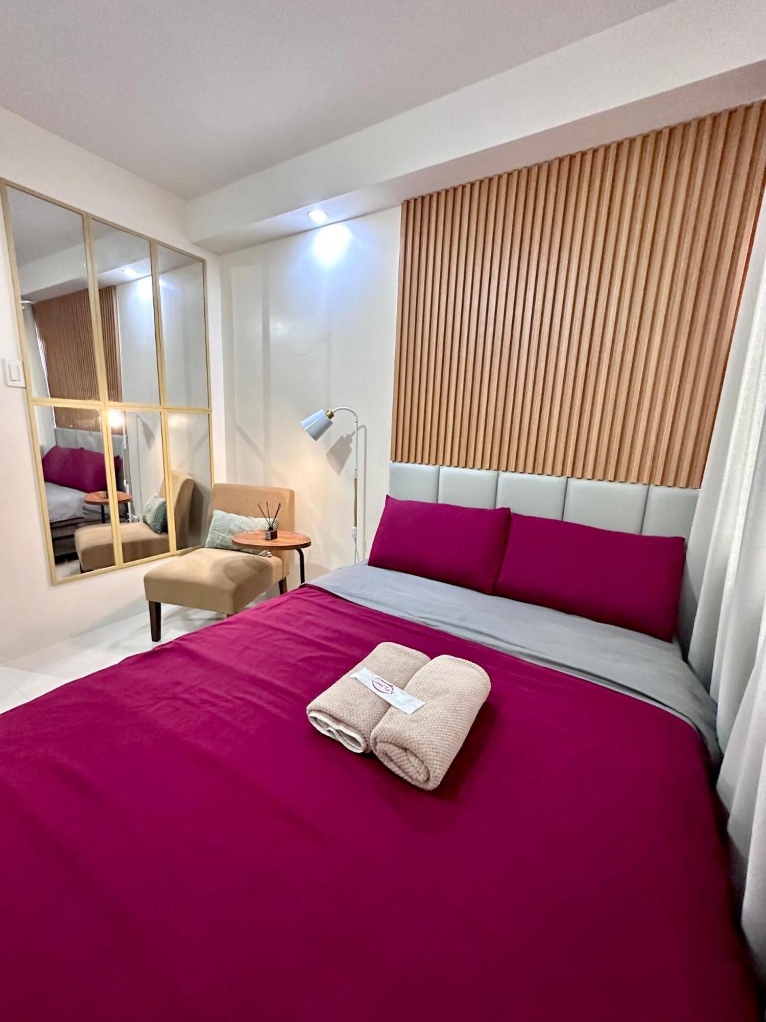 The Persimmon Studios Near Ayala And Sm City 宿务 外观 照片